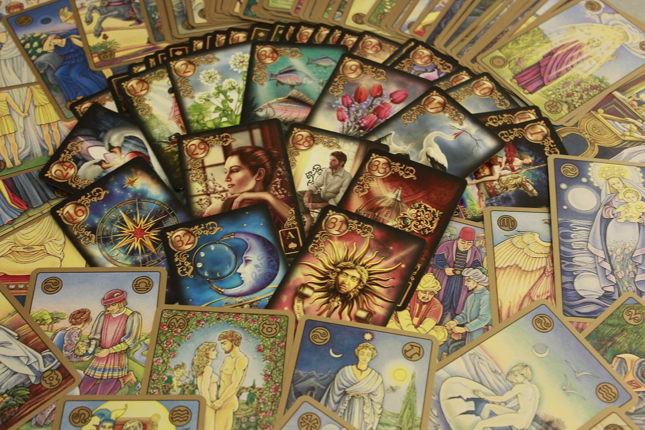 Book Tarot And Get Psychic Reading On Your Phone